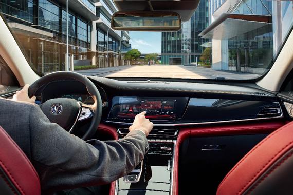 长安CS85内饰官图 将于广州车展亮相