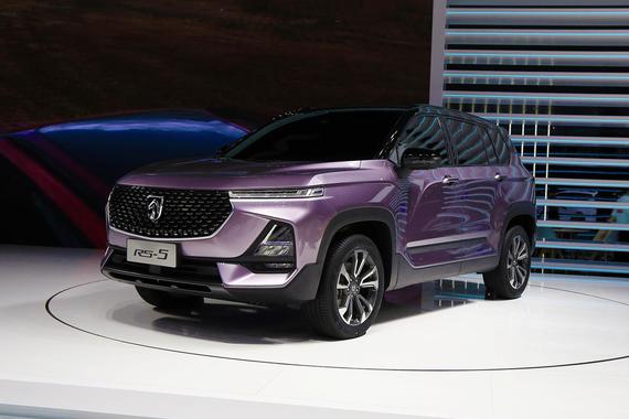 2018广州车展：上汽通用五菱宝骏RS-5解析