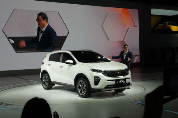 2018广州车展：东风悦达起亚新一代KX5亮相