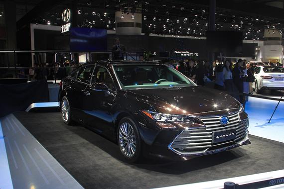 2018广州车展：一汽丰田亚洲龙静态解析