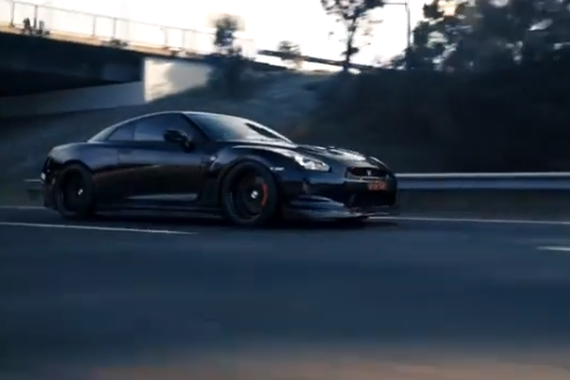 黑暗骑士日产GT-R R35 声浪销魂！