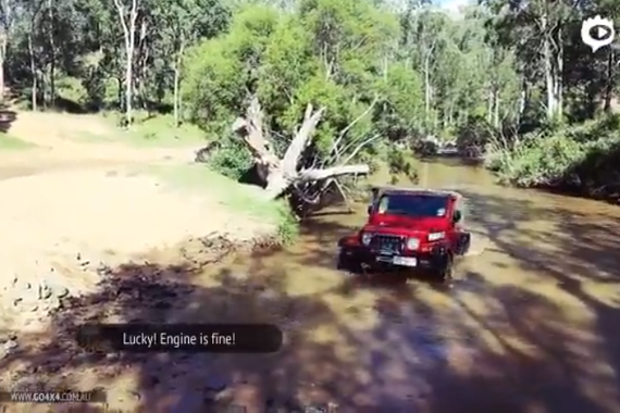 不野不疯狂 两门版牧马人涉水测试