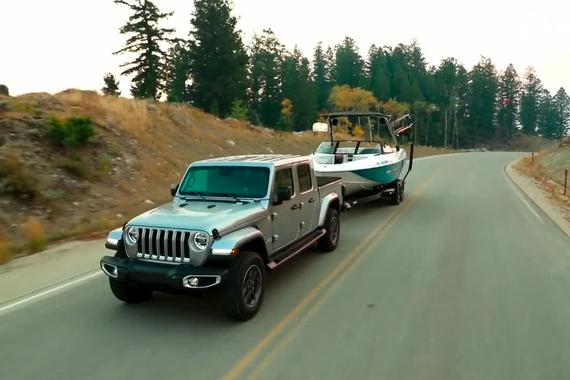 视频：2020款吉普角斗士Gladiator 性能与实用兼备！