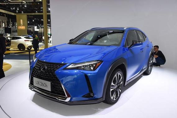 雷克萨斯UX开启预售 预售价26.99万起