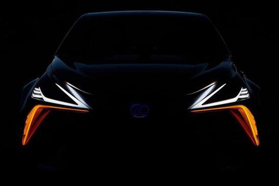 雷克萨斯注册全新带“e”商标 UX300e预计明年秋季亮相