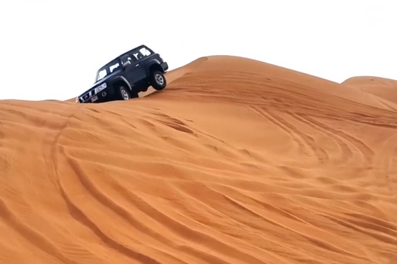 丰田陆巡VS日产途乐 谁才是真正的沙漠王者？