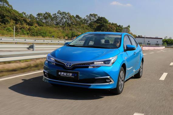 场地体验卡罗拉双擎E+