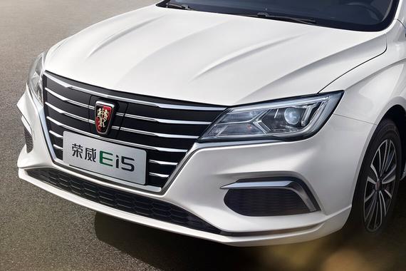 全新荣威Ei5上市 售价12.88-15.88万元