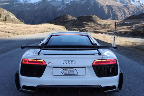 最强自吸超跑挑战阿尔卑斯山 奥迪 R8 V10 Performance