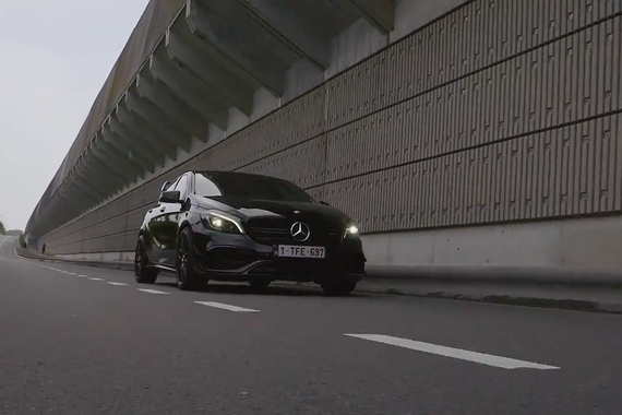 狂躁钢炮代表 奔驰 AMG A45