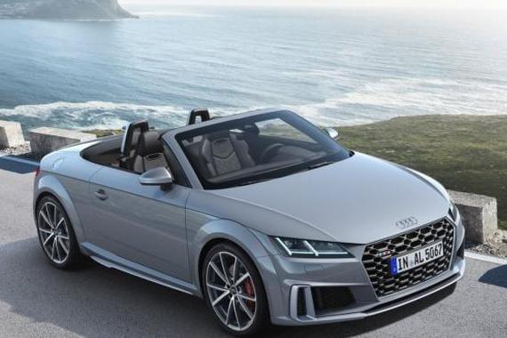 2019款奥迪 Audi TTS 马力更快更强悍！