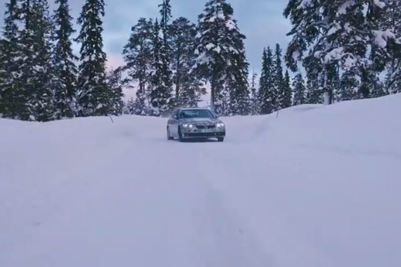 2019宝马3系雪地测试
