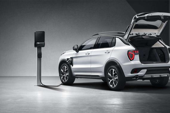 2018新能源再迎“高光时刻”，插混怒抢纯电“饭碗”