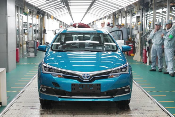 卡罗拉双擎E+正式下线 预计3月上市