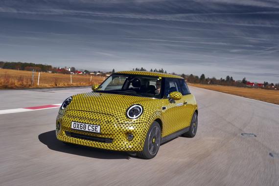 MINI纯电动车路试谍照曝光 年底亮相