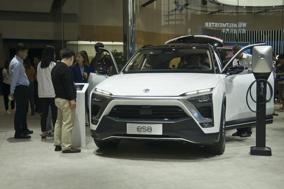 特斯拉被全面围剿 合资车企集体开启电动元年