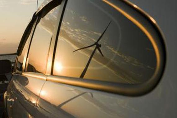 三个月四家车企陷停产裁员传闻 车市低迷致产能过剩危机爆发？