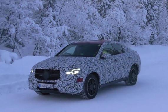 新款GLE轿跑版谍照曝光 已在瑞典开始路试