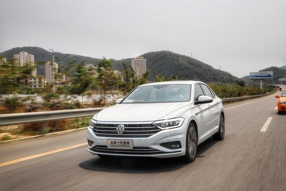 试驾全新一代速腾