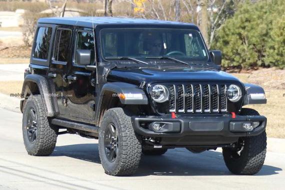 硬派越野玩混动 Jeep牧马人PHEV谍照