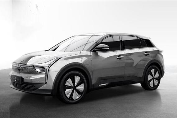又来一款续航500km的纯电SUV，透明A柱无盲区