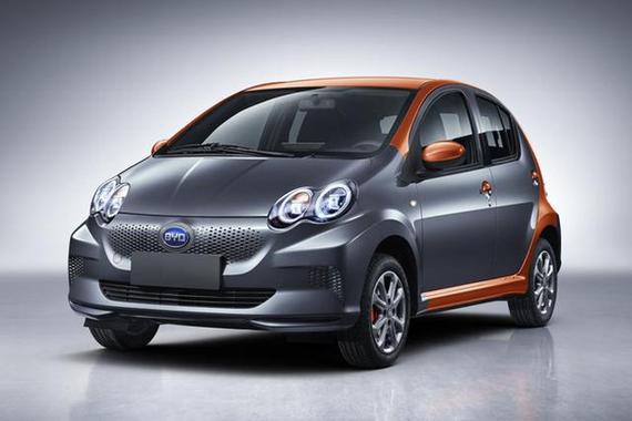 比亚迪e系列的首款车型——e1创·首发智行版限量发售。