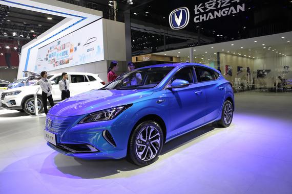 续航405km 长安逸动ET将于5月份上市