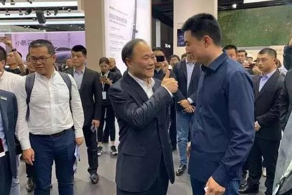 网联化、电动化等趋势下，传统车企与造车新势力寻求合作