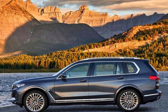 谁是新王者？ 奔驰GLS对比宝马X7综合测试