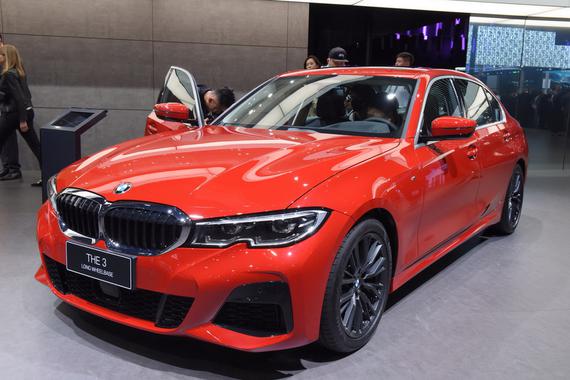 宝马换代3系搭全新2.0T引擎 动力提升