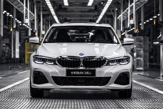 全新宝马3系疑似不到30万起售 奔驰C级1.5T想哭