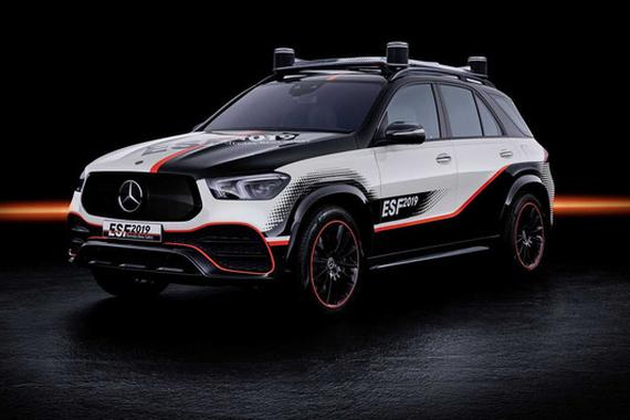 展示新安全功能理念 奔驰推ESF 2019概念车
