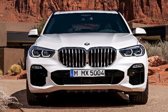 2019款宝马X5 xDrive30d 超强悍的越野SUV