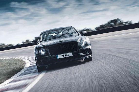 6月11日发布 全新宾利飞驰再发布新预告