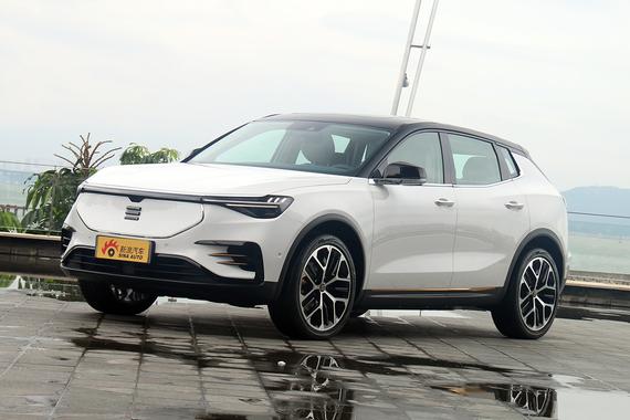 科技与颜值两者兼得，实拍天际ME7