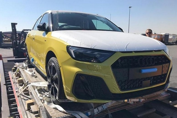 奥迪全新A1到港实拍 搭1.0T三缸引擎