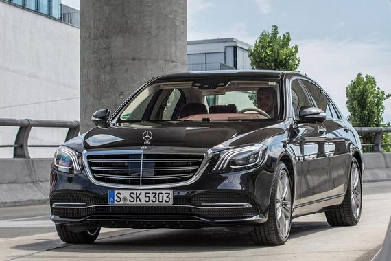 奔驰全新S级谍照曝光 增V8混动引擎