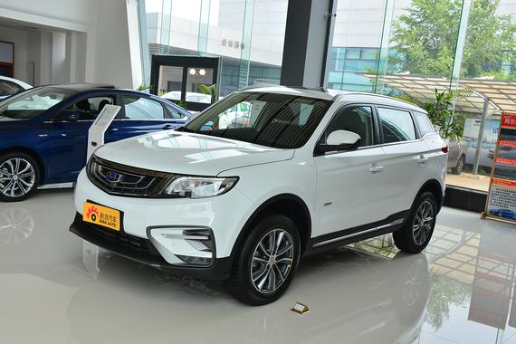 实拍新款博越 更换电子换挡杆／7速变速器