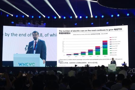 Laszlo VARRO：2030年全球电动汽车存量将超2.5亿辆