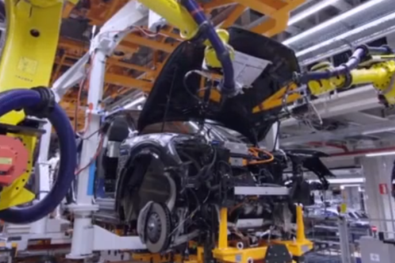 探秘黑科技 体验奥迪e-tron SUV生产线