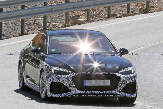 奥迪新款RS5 Sportback谍照曝光 或推混动版车型