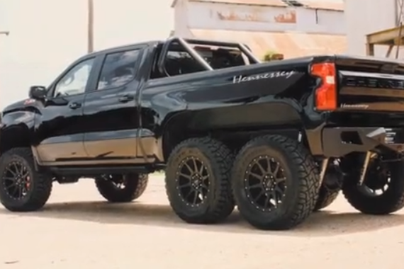 性能强悍 实拍暴改雪佛兰6X6皮卡
