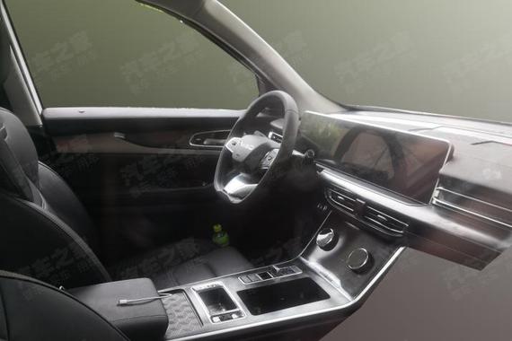 配备贯穿式大屏 星途VX最新谍照曝光