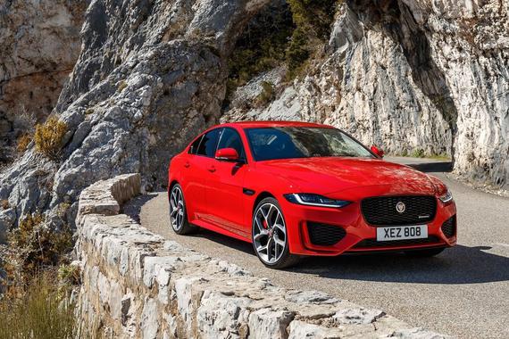 捷豹路虎或将使用宝马发动机及混动系统