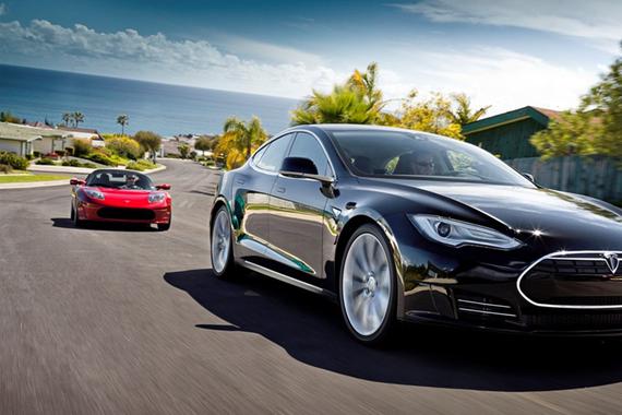 刷新认知 电动车居然能吊打燃油车