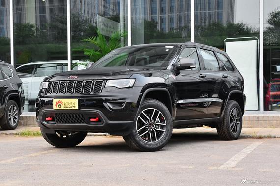 标配空气悬架 2019款Jeep大切诺基售52.99-71.49万
