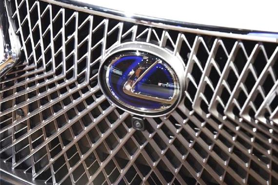 14年稳健增长，雷克萨斯：管你车市“刮风”或“下雨”