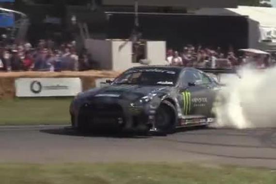日产GT-R R35漂移秀