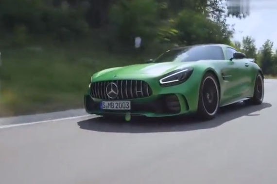绿魔天使 2019款奔驰AMG GTR