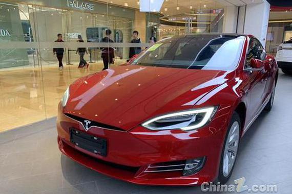 外媒：特斯拉已同意从LG化学采购电池 用于上海超级工厂